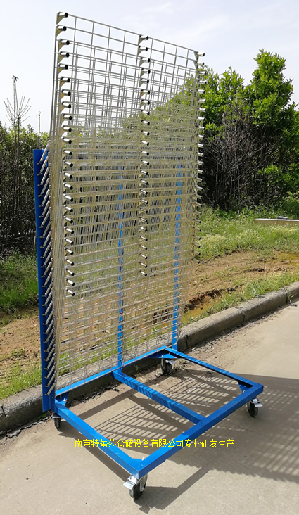 千層架也稱絲印千層架、千層車、乾燥架、晾曬架、晾紙架、網(wǎng)架、層架臺車及印刷車和干燥架，咨詢電話025-88802418